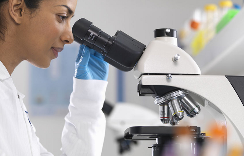 Photo of a Covance scientist in a lab